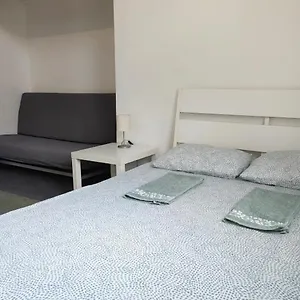 Sleepover Center Guestrooms Casa de hóspedes